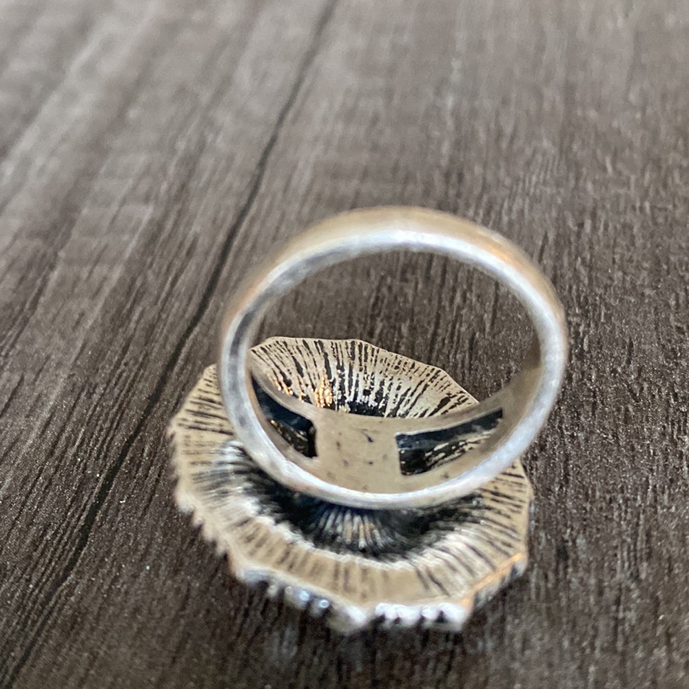 CLUB MONACO|SILVER STATEMENT RING - Picture 9 of 11